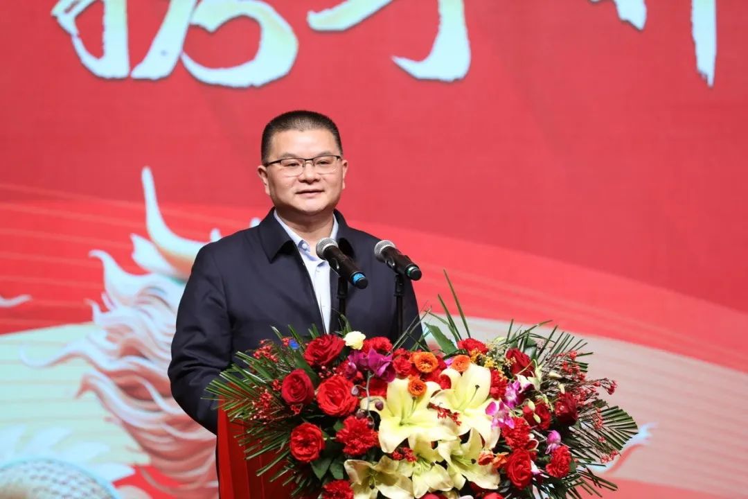 花花牛乳業(yè)30周年暨2024年客戶大會(huì)圓滿召開！