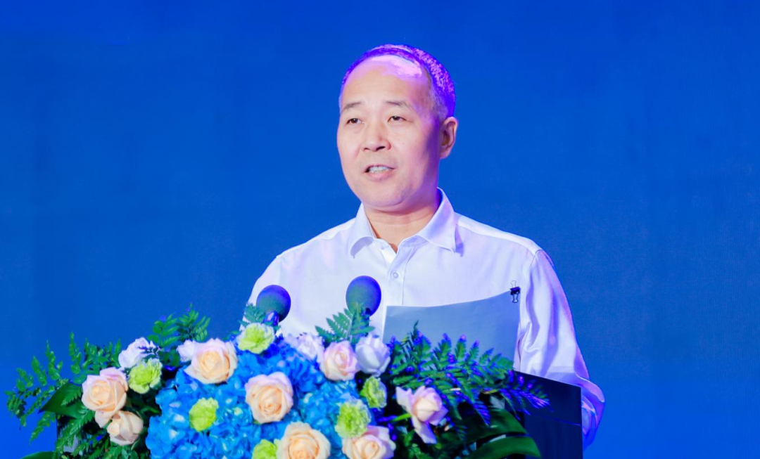 啟航新征程 點亮新賽道丨花花牛乳業(yè)集團(tuán)參加第十四屆中國奶業(yè)大會暨D20峰會，榮獲“中國乳制品生產(chǎn)企業(yè)現(xiàn)代化等級5A級”評定殊榮